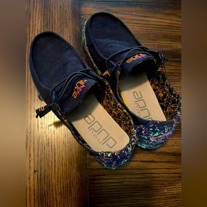 Black Hey Dudes Size 9